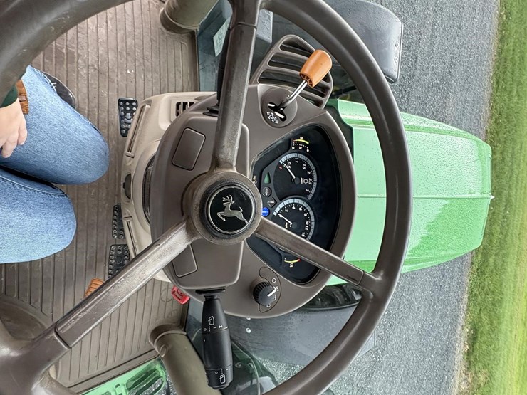 2017-john-deere-6145r-image-22