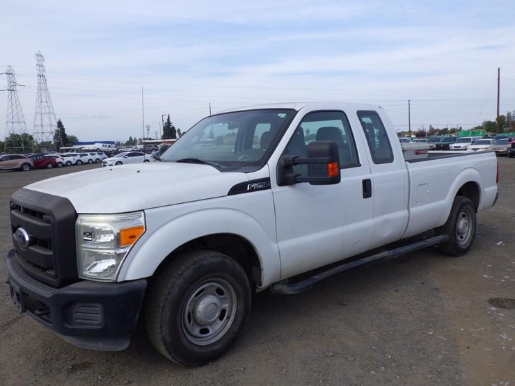 2011-ford-f250-image-1