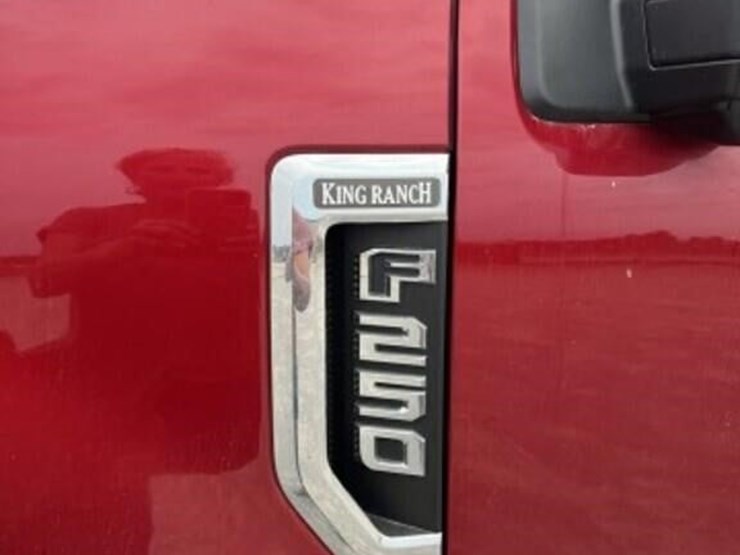 2021-ford-f250-king-ranch-image-17