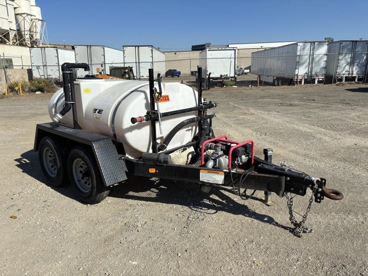 2020-wylie-&-son-exp-500-towable-water-buffalo-image-2