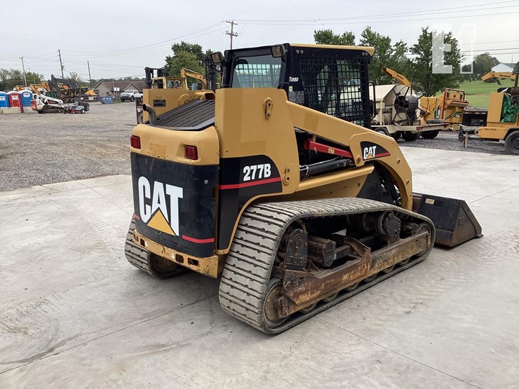 2004-caterpillar-277b-image-4