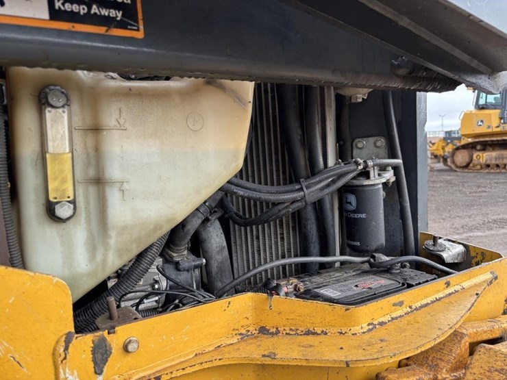 2019-deere-325g-image-20