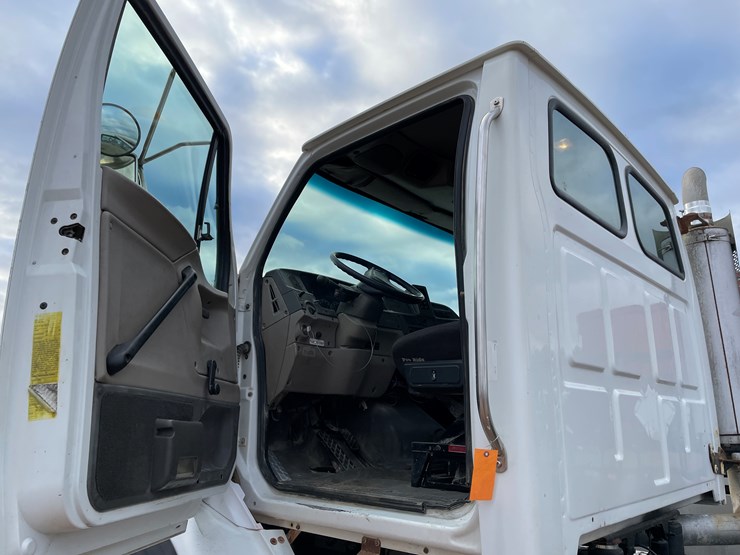 2005-sterling-acterra-image-38