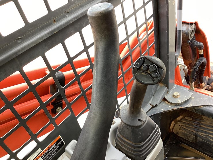 2018-kubota-svl75-2-image-16