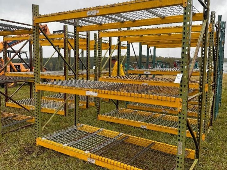 pallet-shelving-(42"x102"x8')-image-1