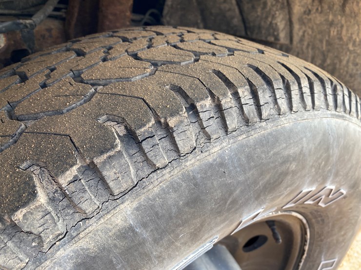 2000-ford-f350-image-11