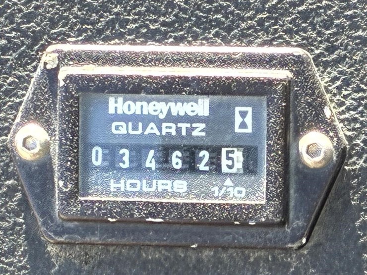 2012-skyjack-vr843d-image-18