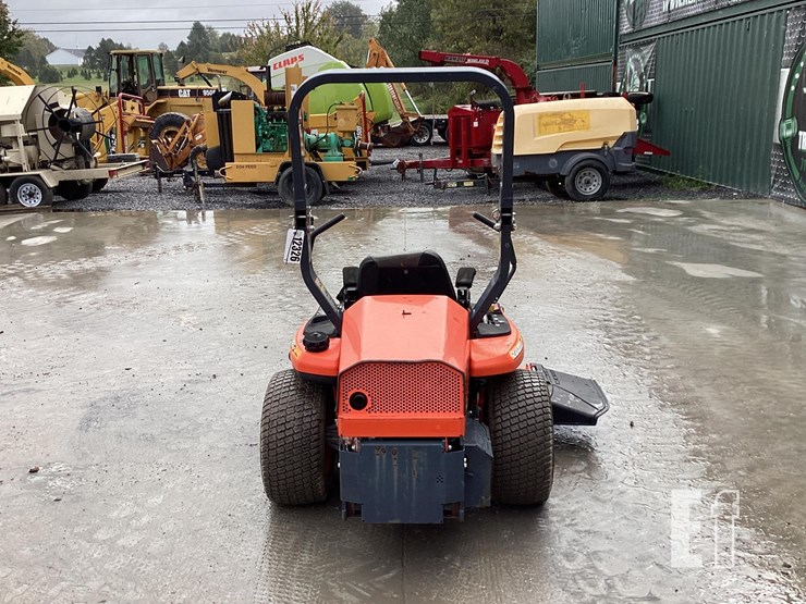 2015-kubota-zd221-image-3