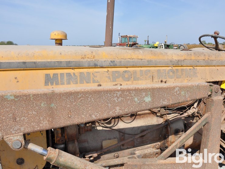 minneapolis-moline-m602-image-16