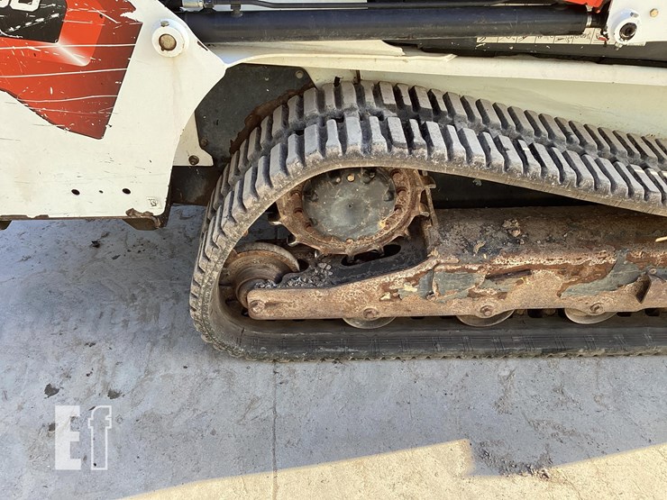 2021-bobcat-t450-image-12