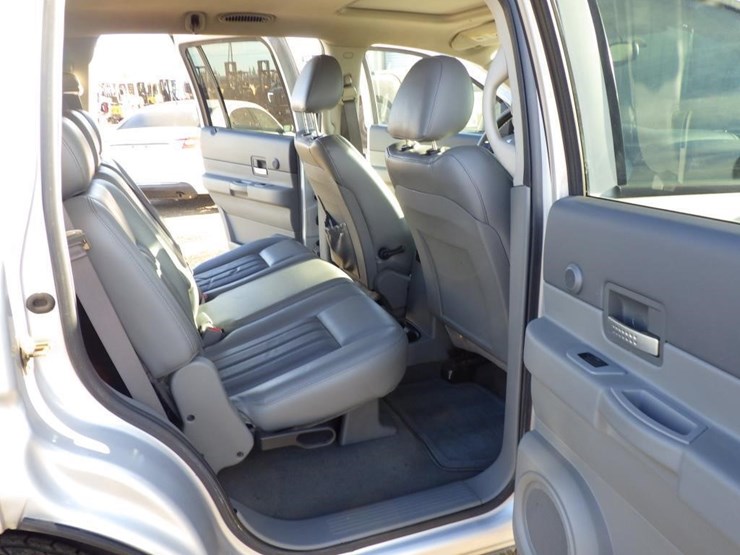 2004-dodge-durango-image-8