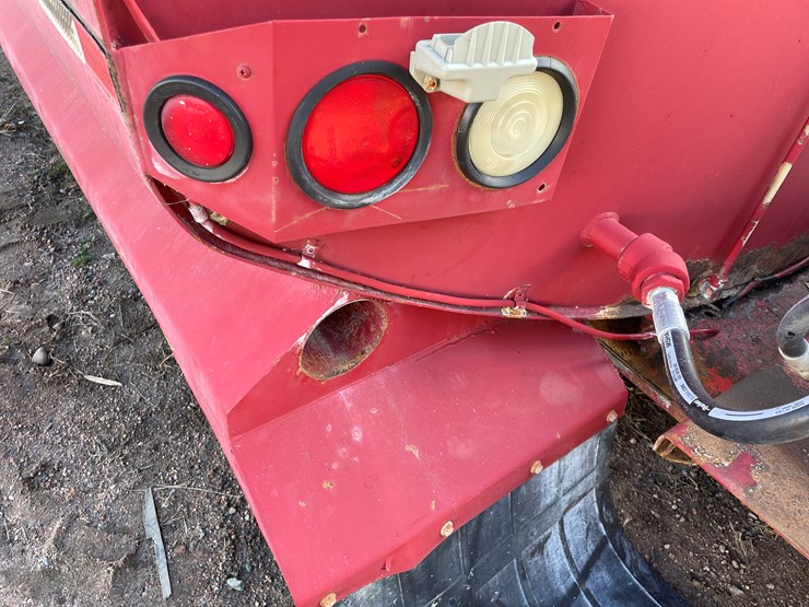 #3370-•-dust-control-5,200-gallon-water-truck-18'-tank-image-28