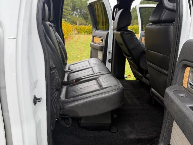 2011-ford-f150-lariat-image-22