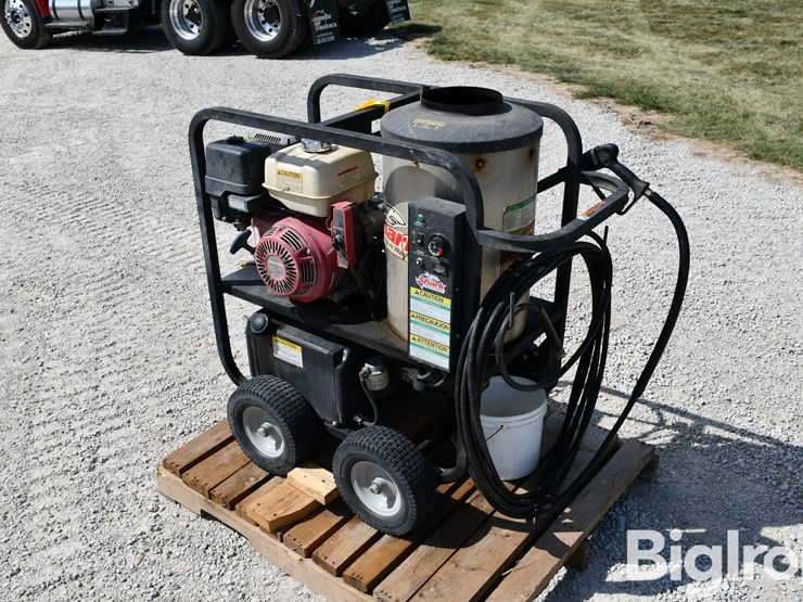 shark-1.110-056.0-portable-power-washer-image-7