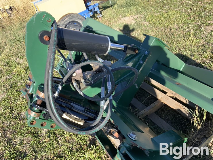 art’s-way-center-piece-for-land-plane-image-11