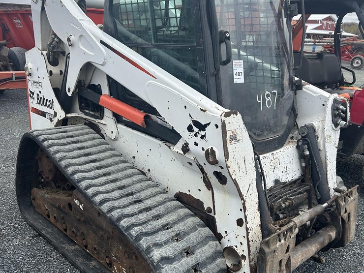 2011-bobcat-t650-image-1