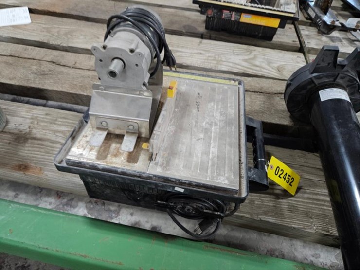 #2452-•-tile-saw-&-gear-reduction-motor-image-1