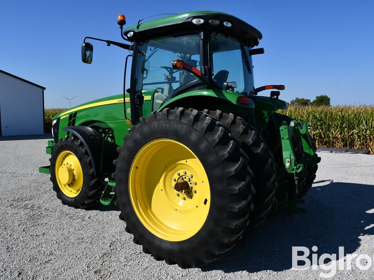 2011-john-deere-8285r-image-7