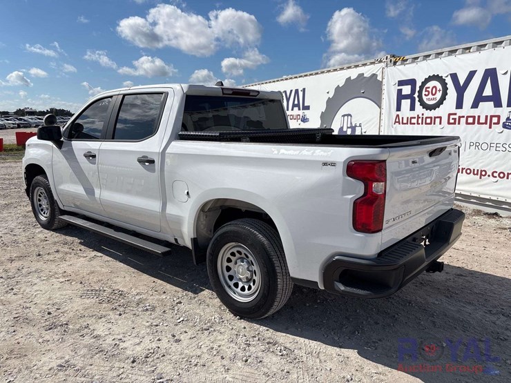 2022-chevrolet-1500-image-4