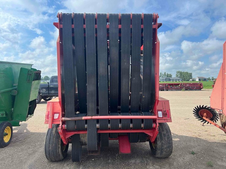 1990-gehl-1870-image-6