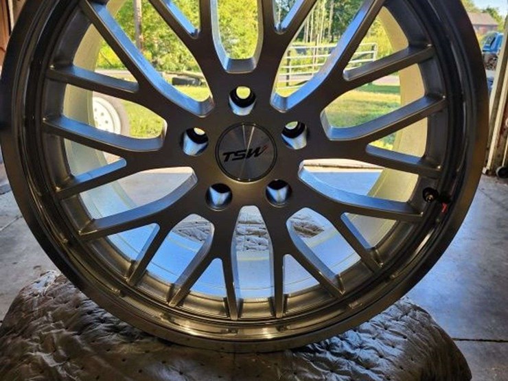 tsw-aluminum-wheels-18x8.-image-2