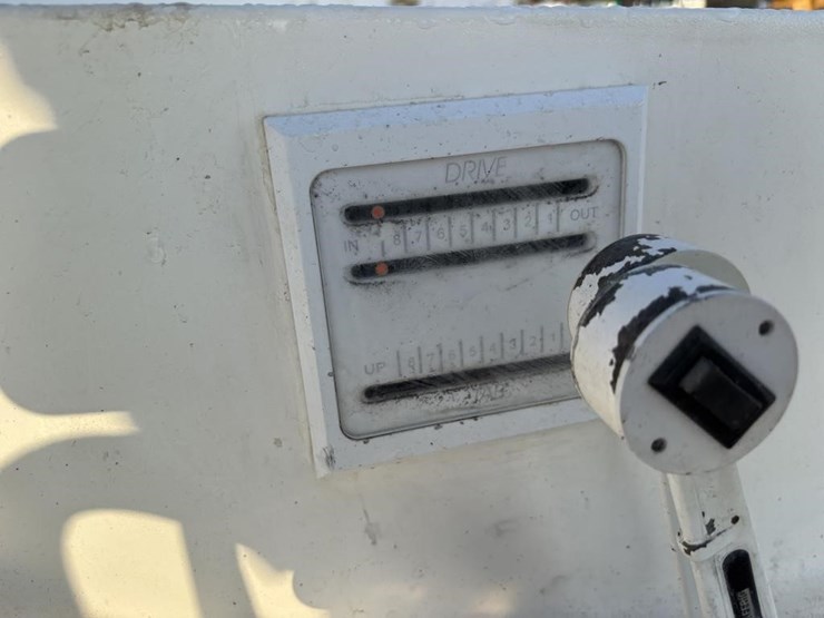 2004-unknown-trailer-image-22