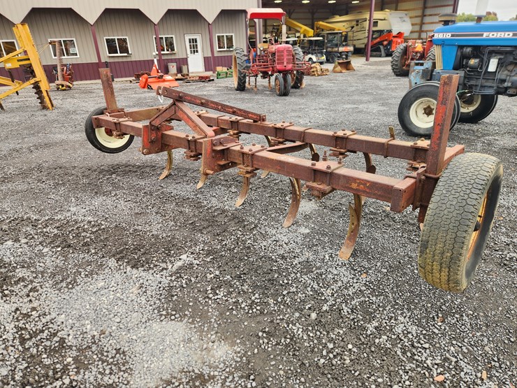 international-11-image-1