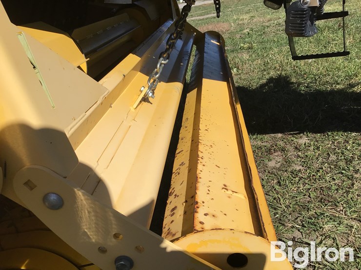 2014-new-holland-340-image-16