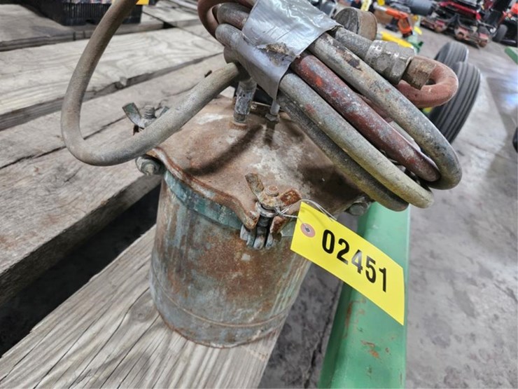 #2451-•-paint-spray-kettle-image-5