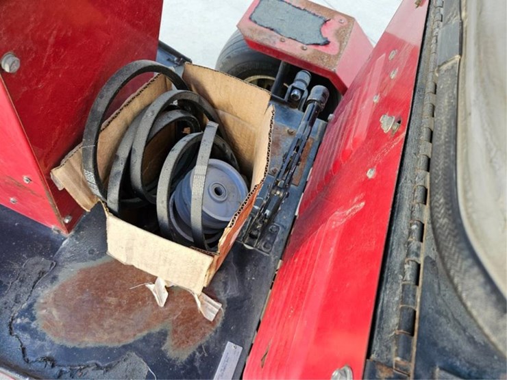 #2525-•-toro-1100-sprayer-image-30