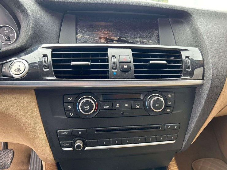 2014-bmw-x3-image-19