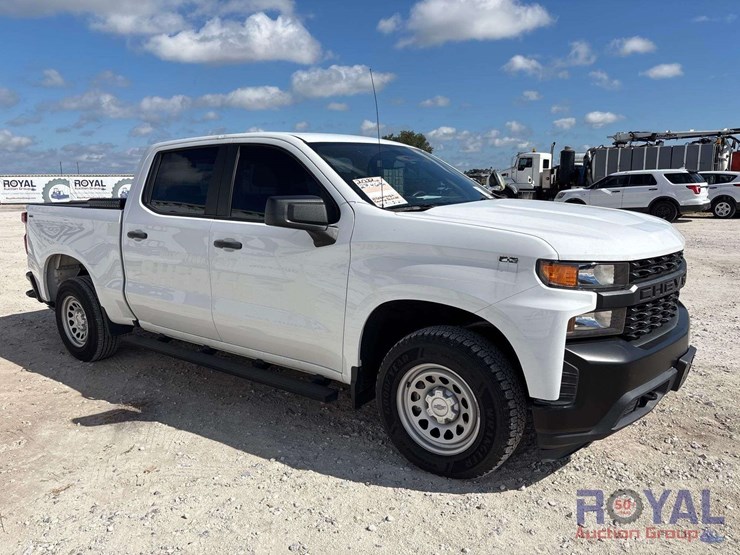 2022-chevrolet-1500-image-2