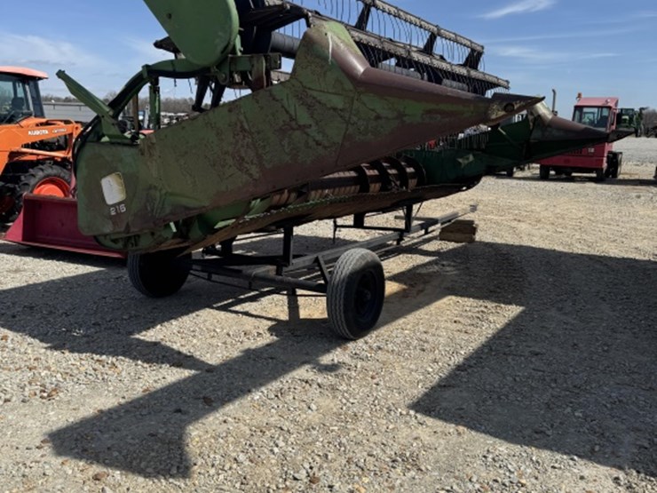 john-deere-216-image-3