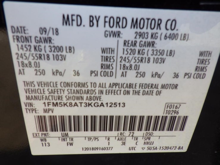 2019-ford-explorer-image-16