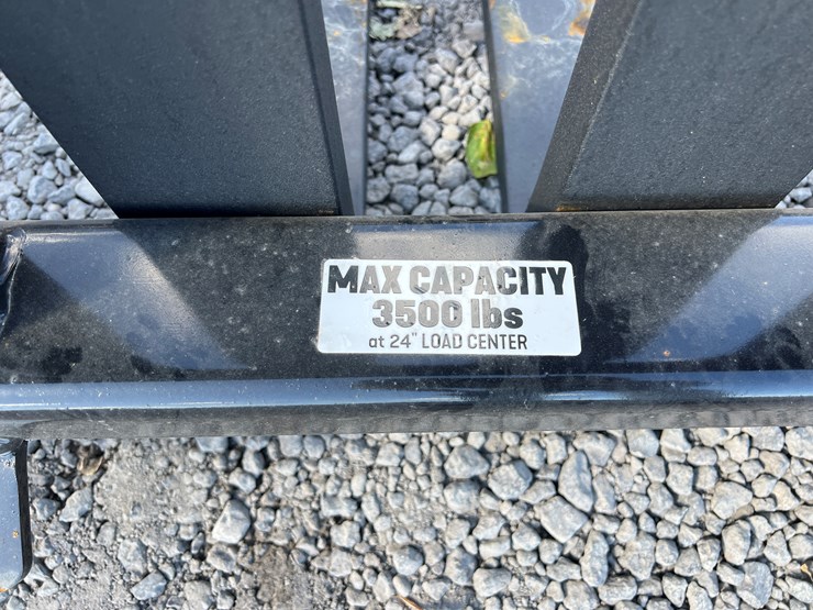 #844-•-unused-kivel-qt-pallet-forks-image-3