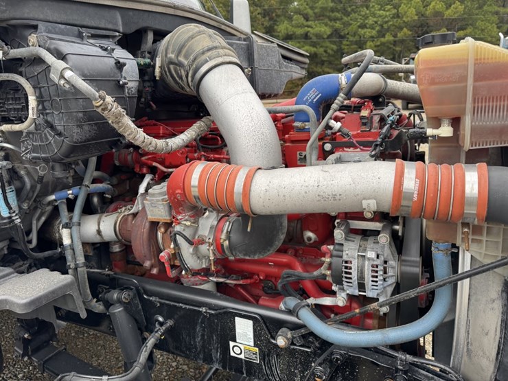 2018-kenworth-t680-image-9