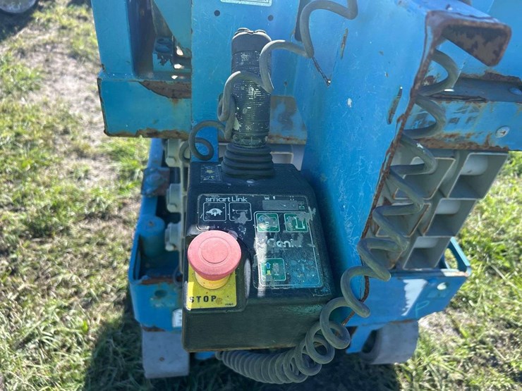 genie-gs1930-image-6