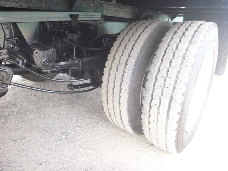 2018-ford-f550-image-23