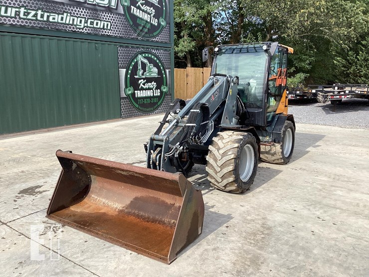 2015-giant-v5003-image-8