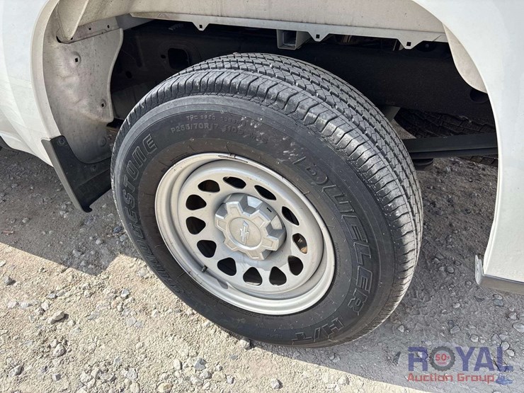 2022-chevrolet-1500-image-28