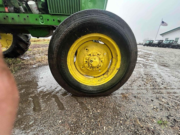 john-deere-2510-image-17