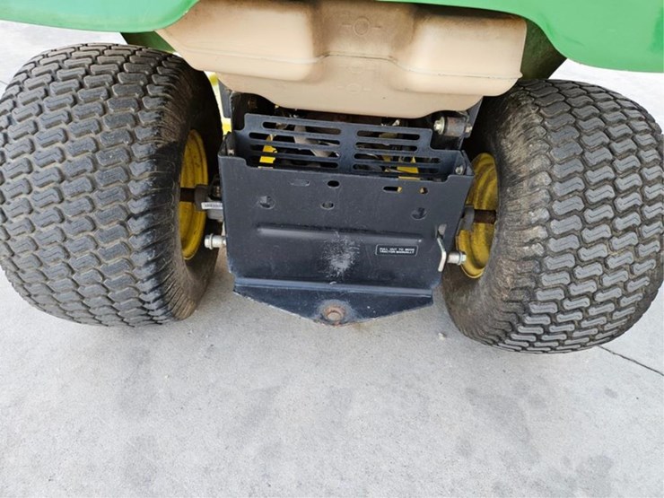 john-deere-x300-image-12