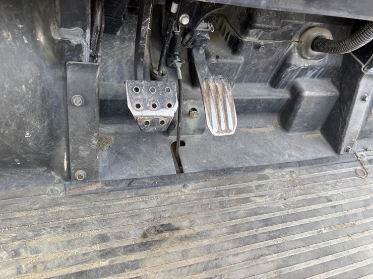 2017-kubota-rtv-x900-image-19