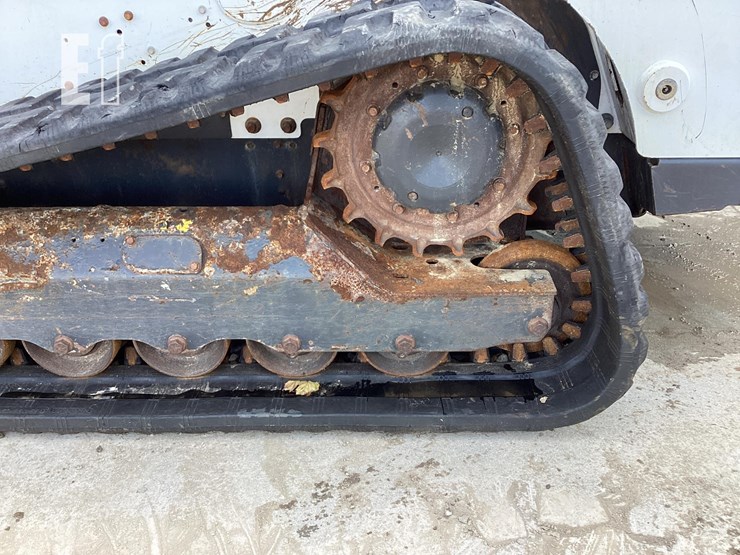 2022-bobcat-t770-image-11