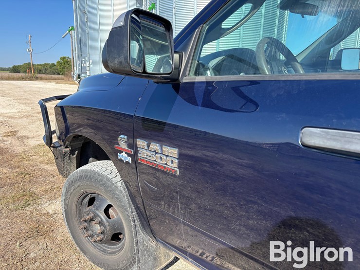 2014-ram-3500-slt-image-15