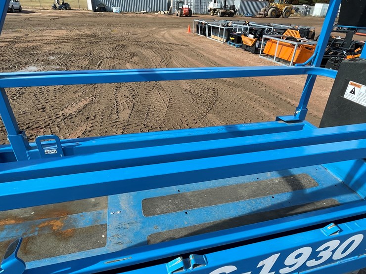 2017-genie-gs1930-image-21