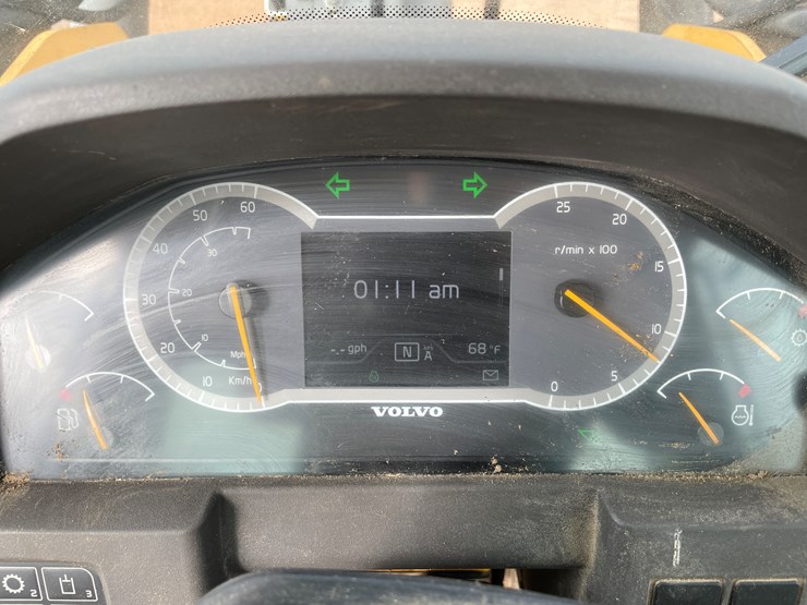 2015-volvo-l70h-image-113