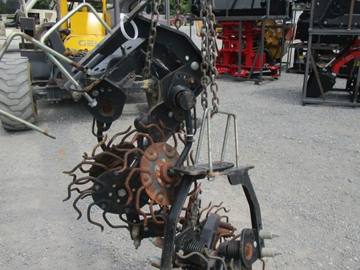 #220-•-trash-wheels-image-1