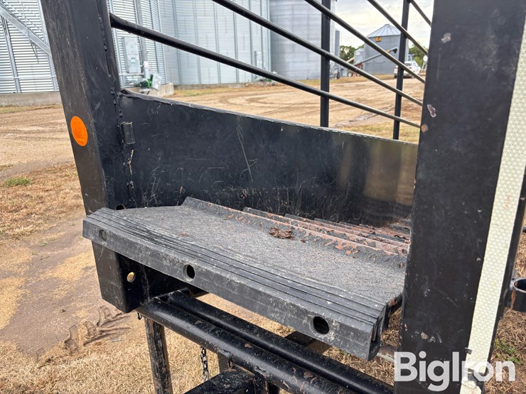 winkel-portable-loadout-chute-image-14