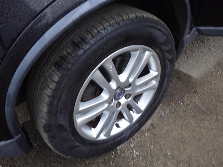 2012-volvo-xc90-image-13